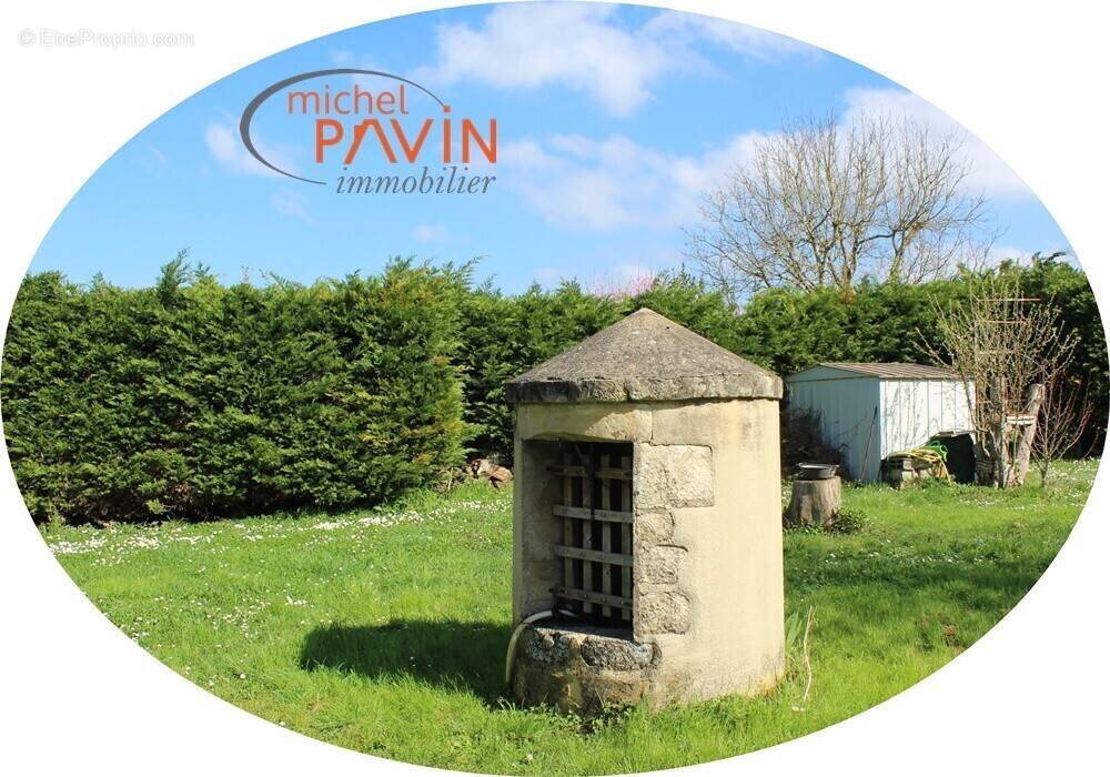 Maison à LA GUERCHE-SUR-L'AUBOIS