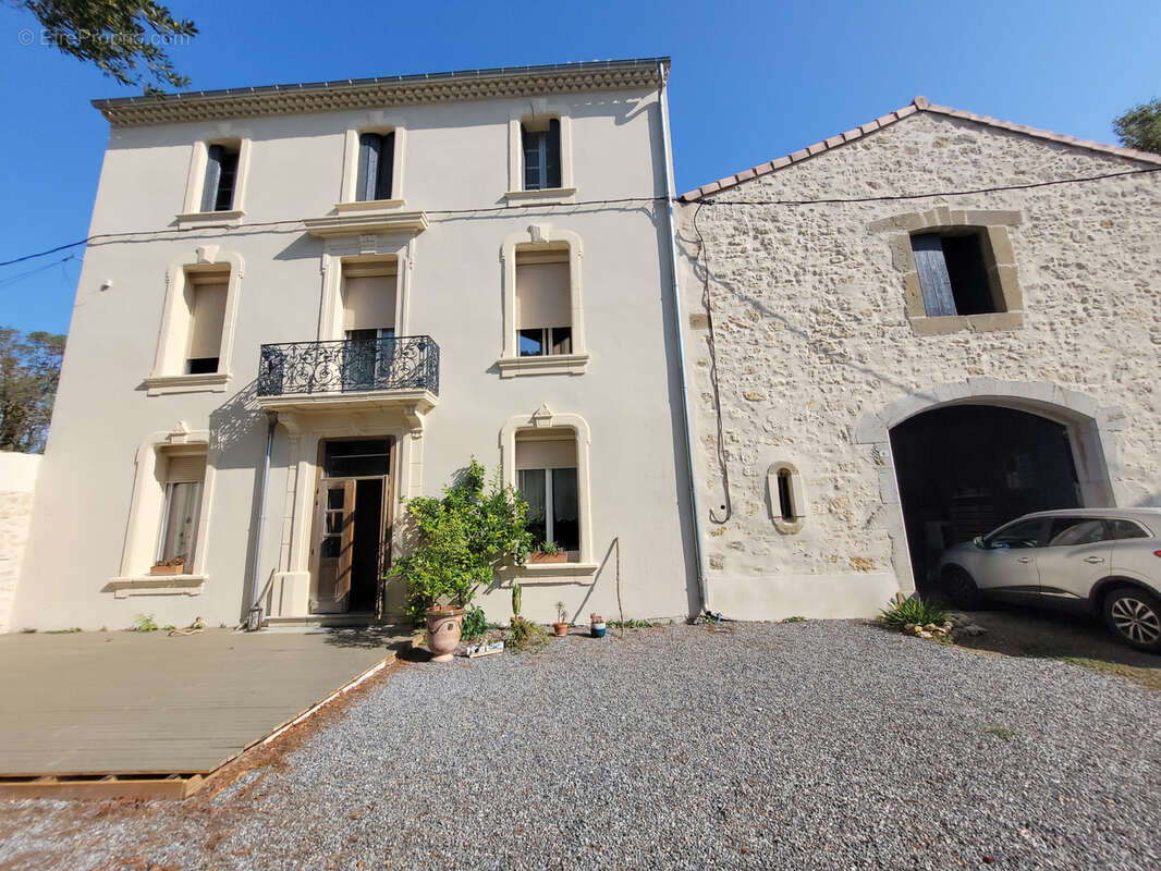 Maison à FLEURY