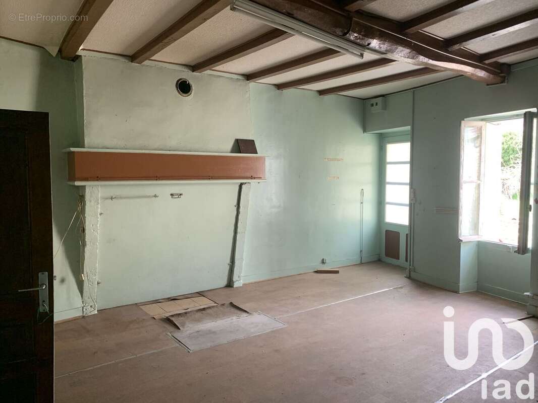 Maison 122 m² à Montboyer  - photo 7