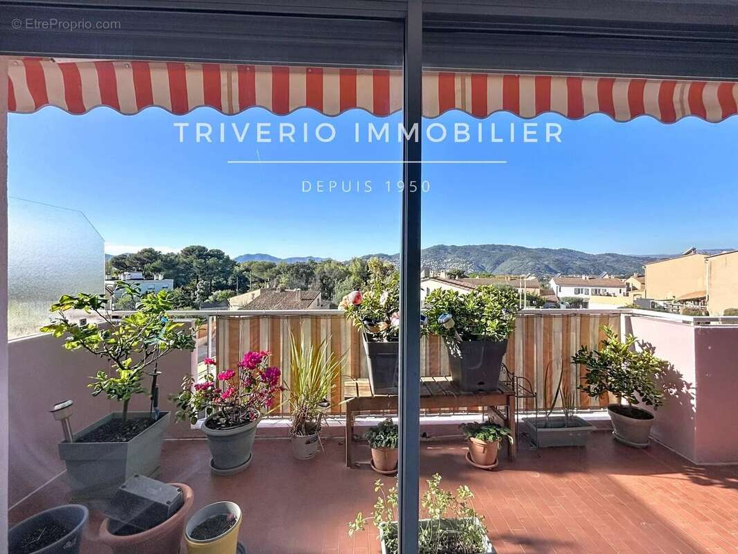 Appartement à LE CANNET