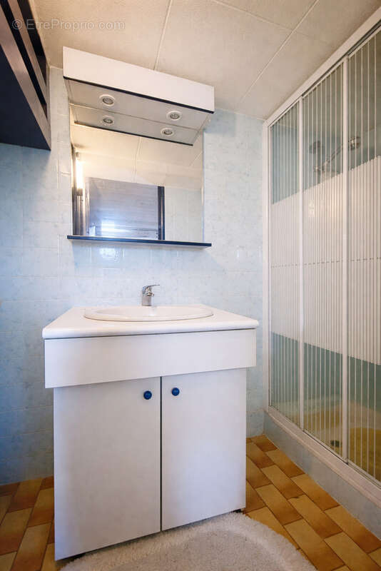 Maison à SAINT-GENIS-LAVAL