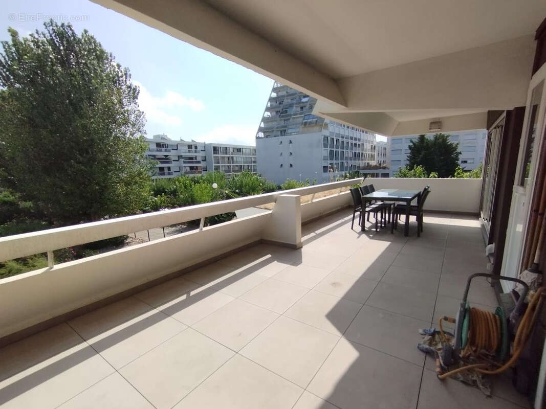 Appartement de type 2 avec grande terrasse de 31 M2. - photo 5