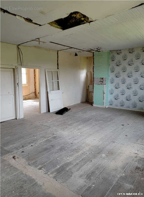 Maison 210 m² à Uzerche  - photo 36