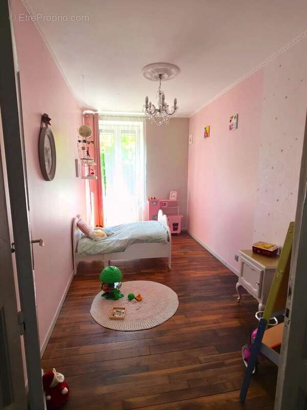 Maison 5 pièces 138 m² à vendre à Redange (57390) - photo 8