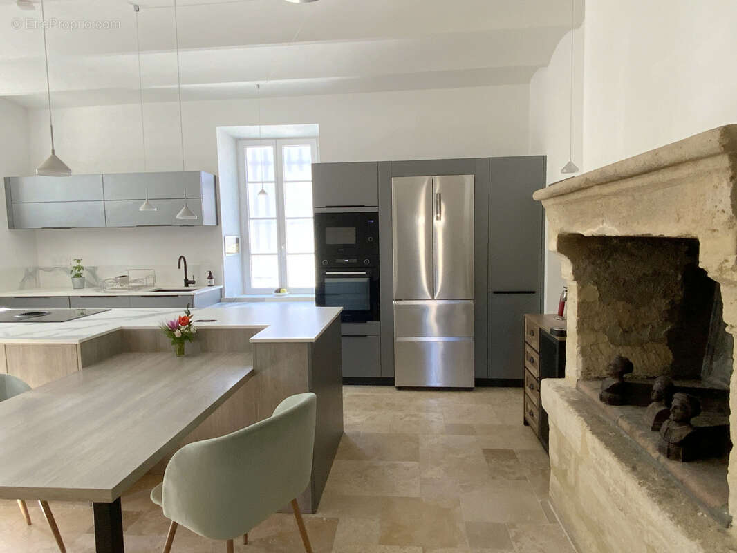 Propriété d'exception à 350 m du centre d' Uzès à pieds. - photo 13