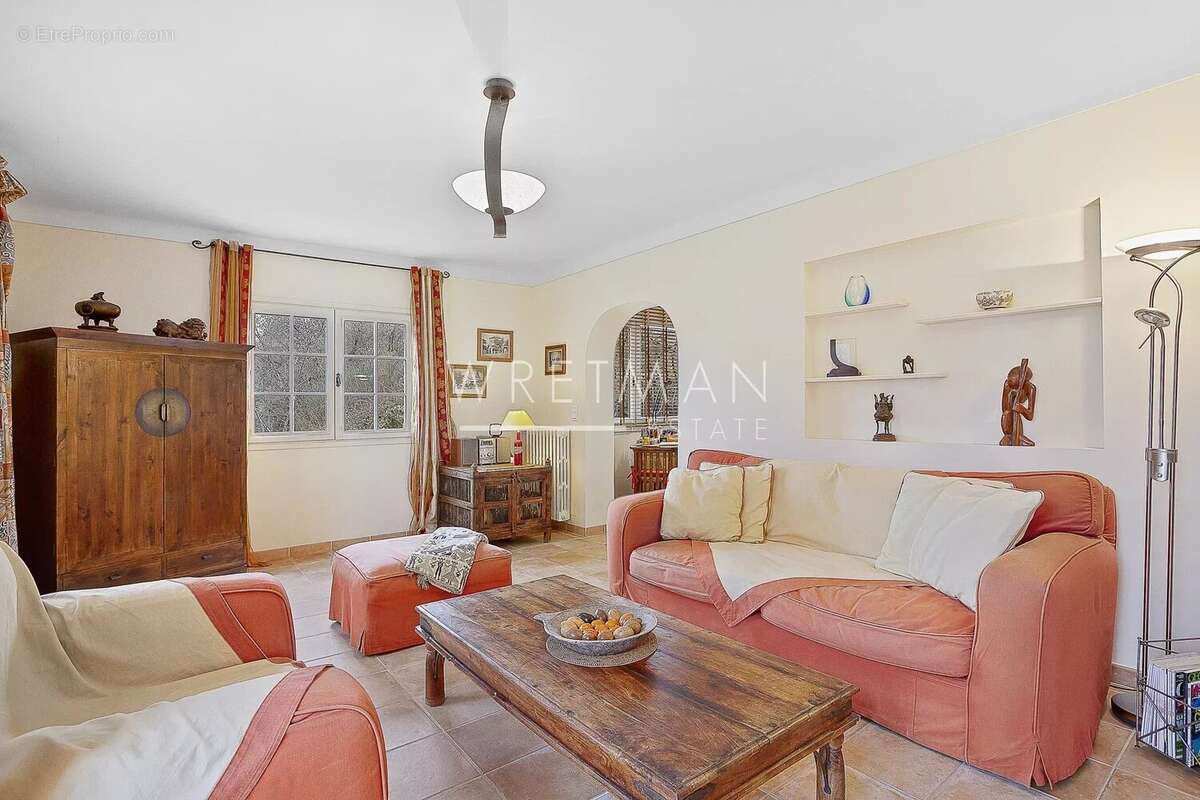 Villa au calme dans un domaine fermé à pied de commerces - Mougins - photo 5