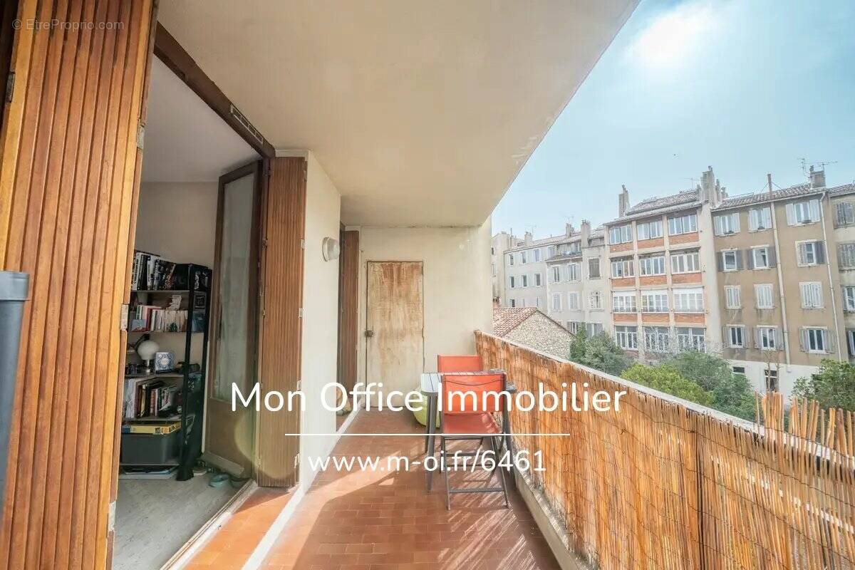 Appartement à MARSEILLE-5E