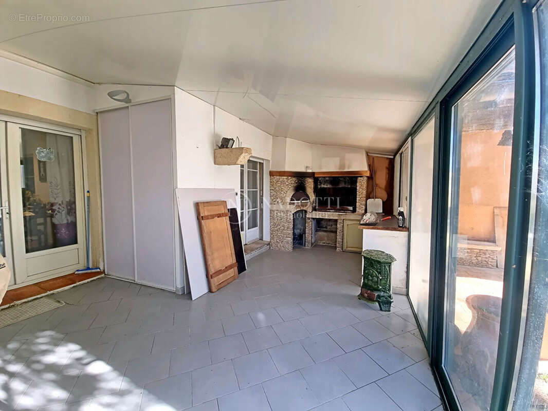 Maison de hameau avec annexe attenante à Robion - photo 4
