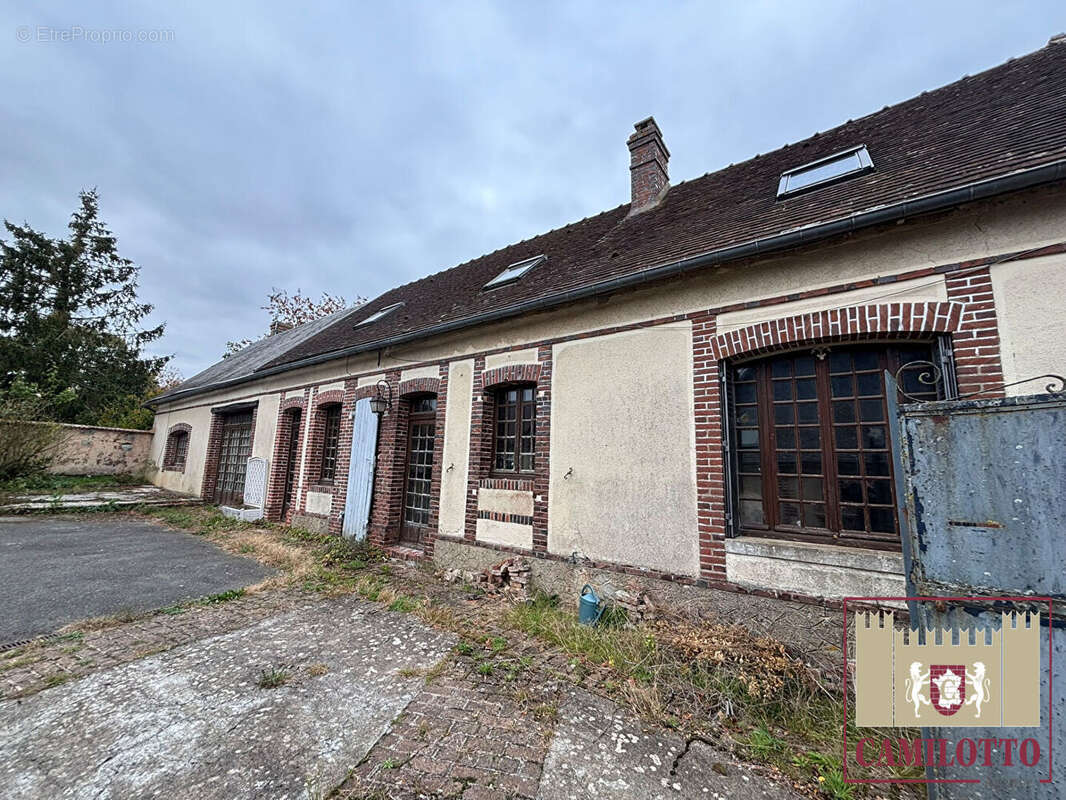 Maison à SERAZEREUX