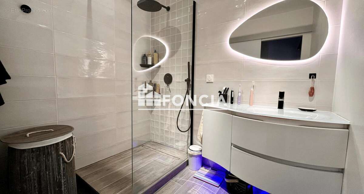 Appartement à NOGENT-SUR-MARNE