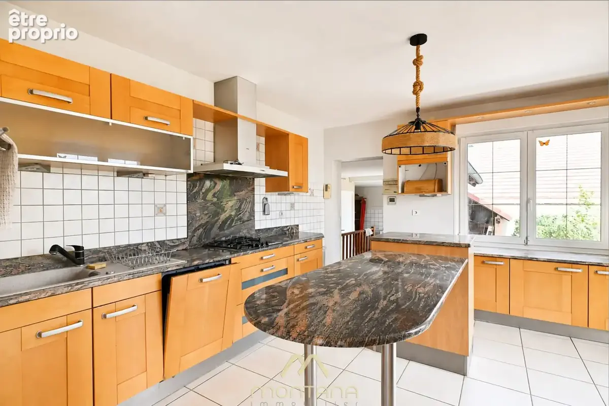 Maison 218 m² à Audun-Le-Roman  - photo 9