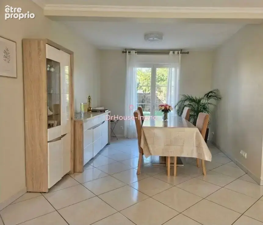 Maison 7 pièces 160 m² à vendre à Saint-Pierre-Des-Corps (37700) - photo 1