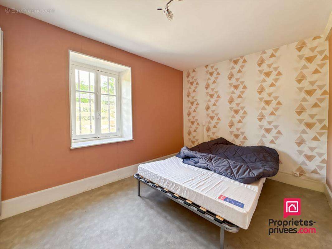 Maison à rénover avec terrain et dépendance proche Précy Sous Thil (21390) - photo 2