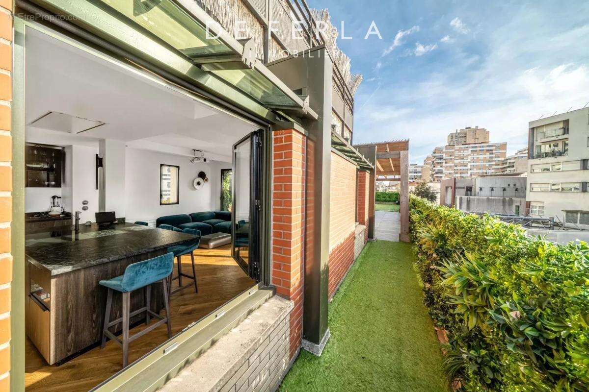 Appartement à PARIS-19E