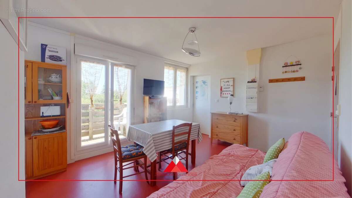 Appartement avec balcon et garage - photo 2