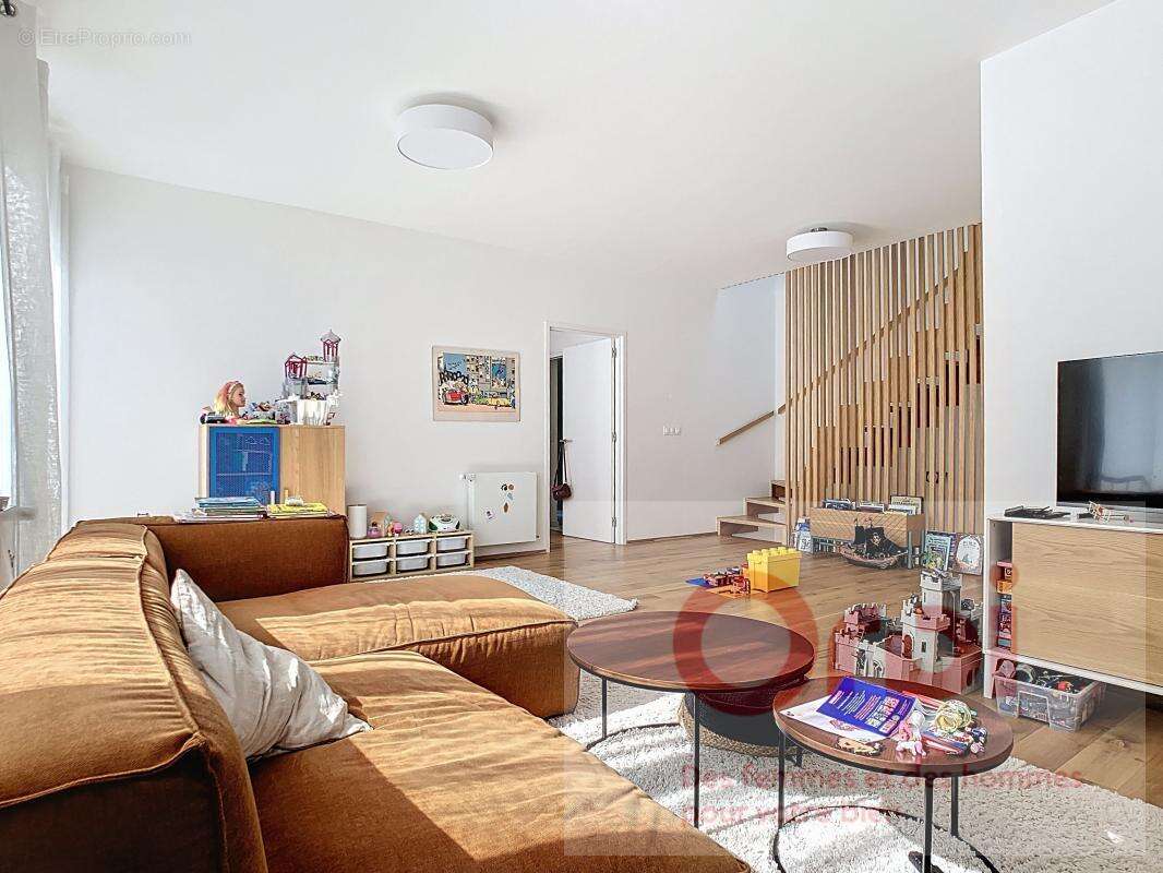 Maison à ISSY-LES-MOULINEAUX