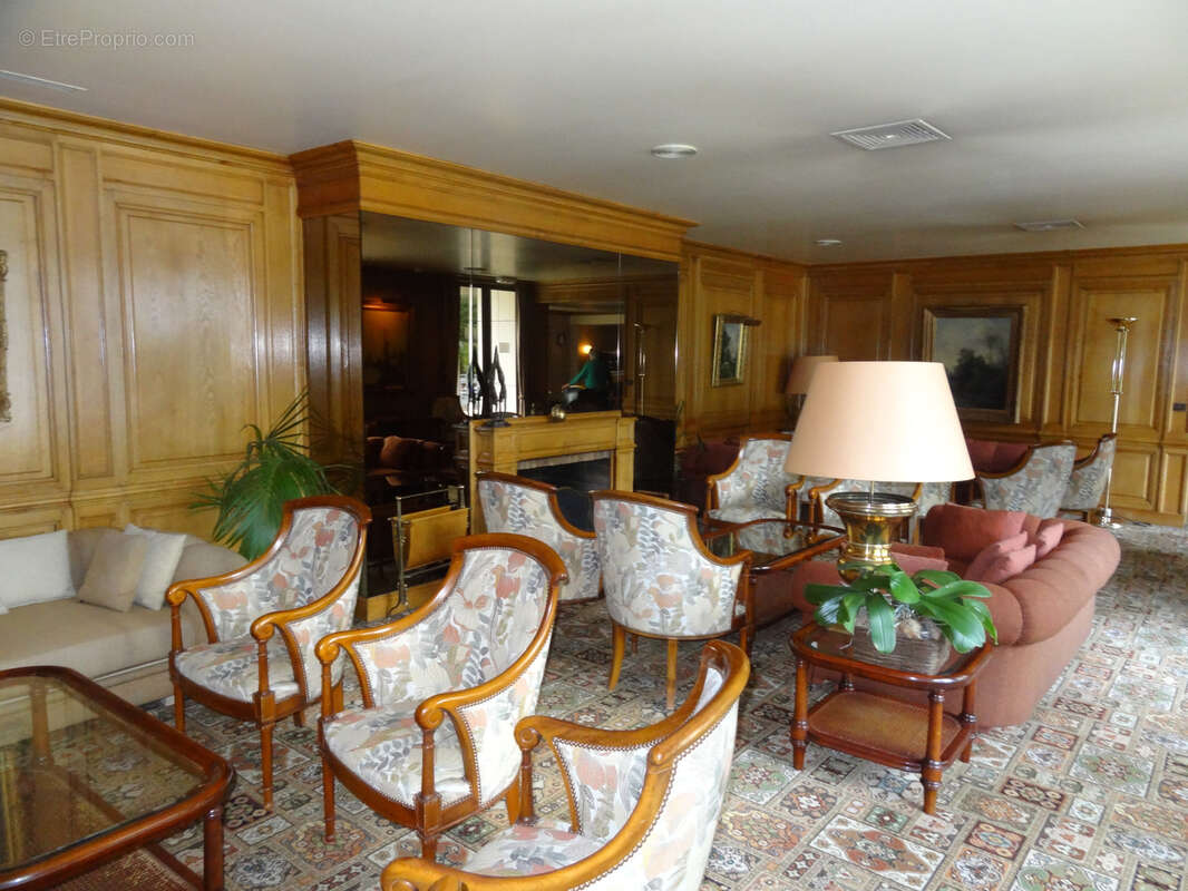 Appartement 2 pieces a vendre  - residence services pour seniors - photo 3