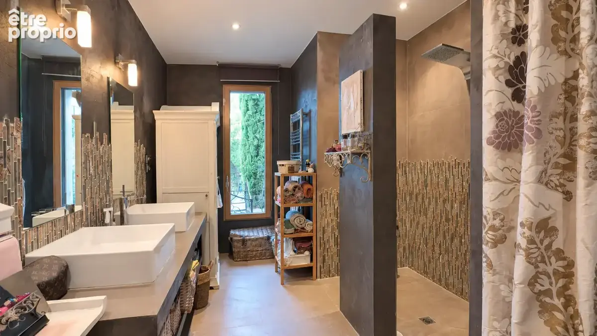 Belle propriété   plus de 300 m2 habitables   3 914 m2 de terrain - photo 9