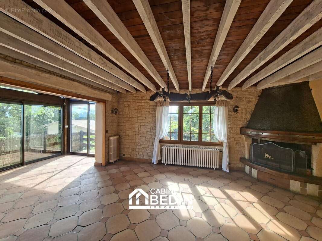 Maison à BONNETAN