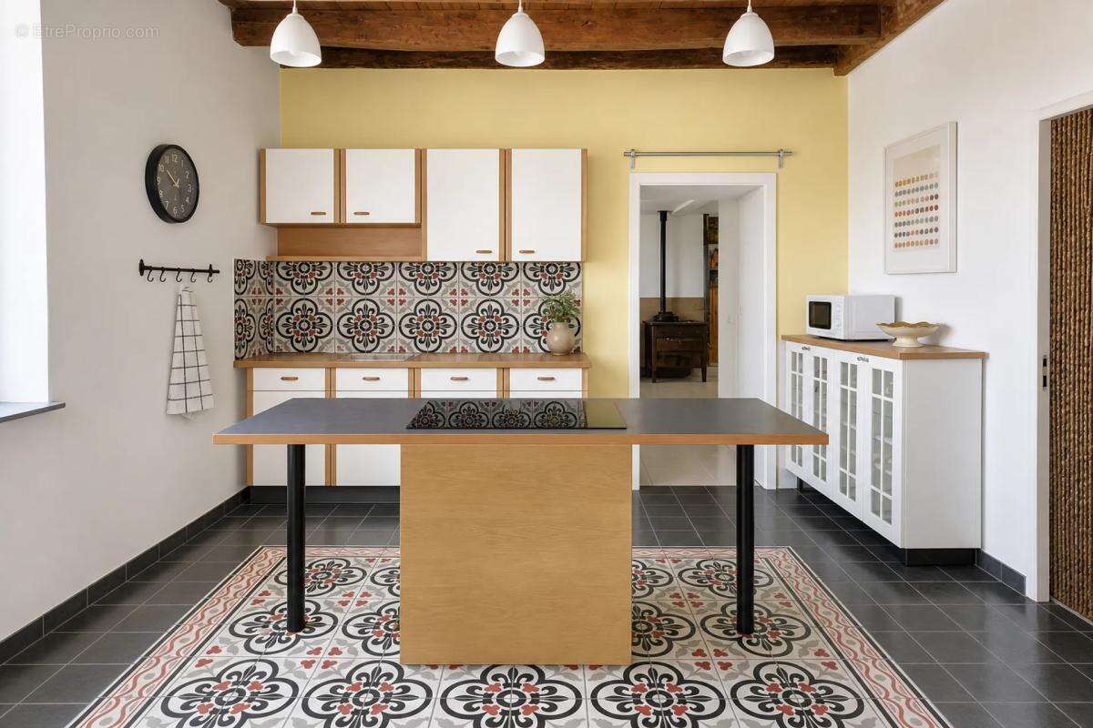 Maison T6 de 212 m² - Carcassonne - photo 4