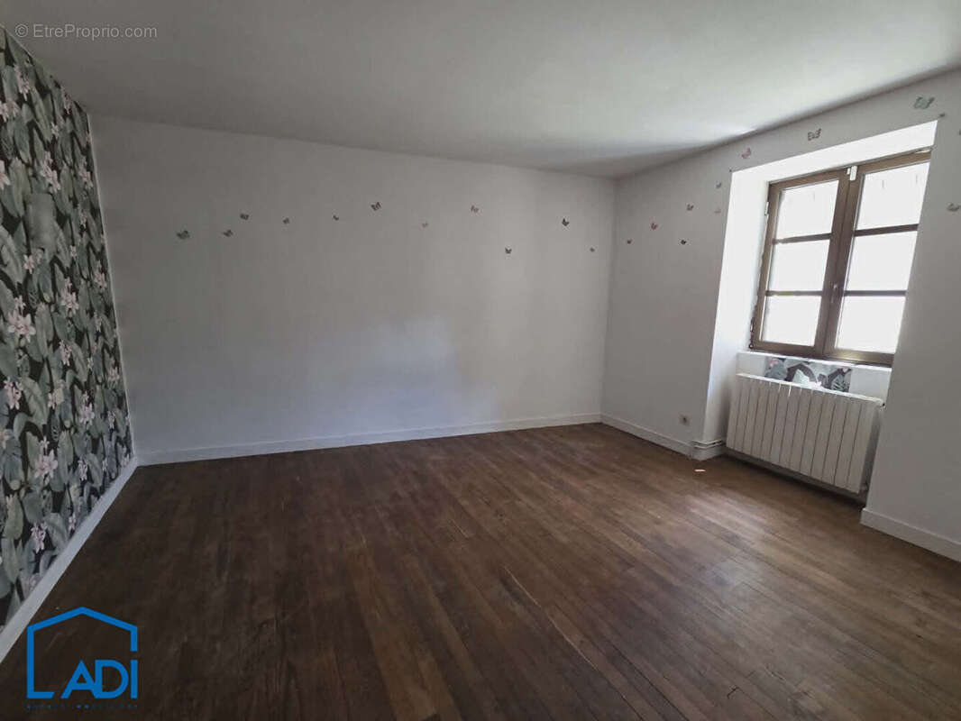 ST-MAIXENT ! Nouveauté à découvrir ! - photo 8