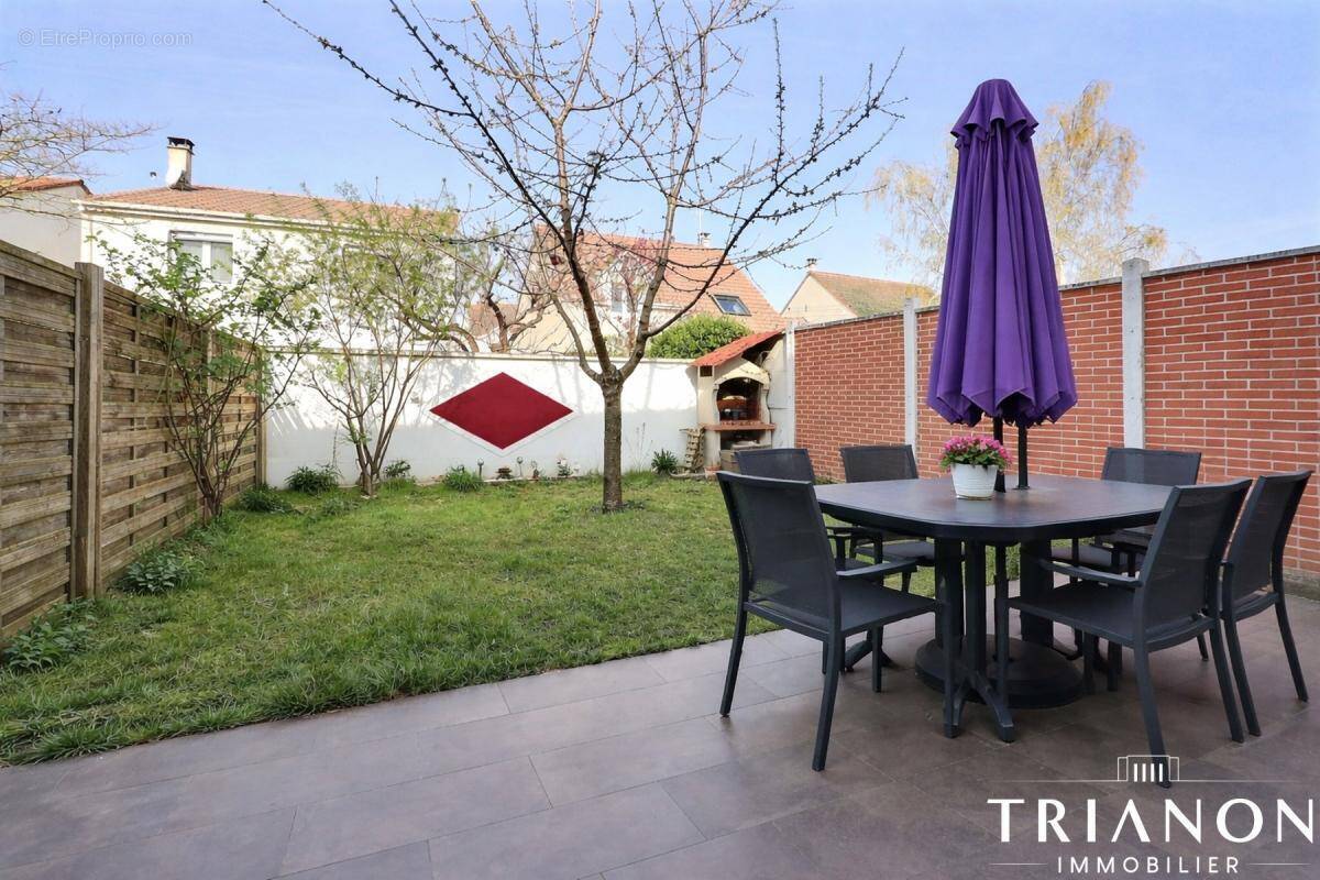 Maison à CARRIERES-SOUS-POISSY