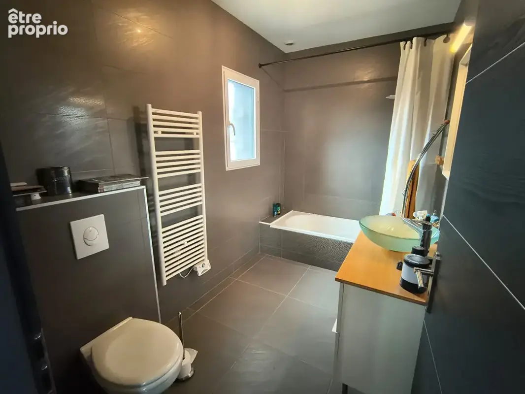 Maison Veyre Monton 6 pièce(s) 180 m2 - photo 11