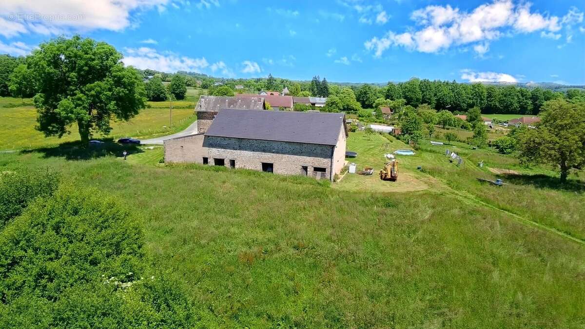 Maison à BUSSIERE-GALANT