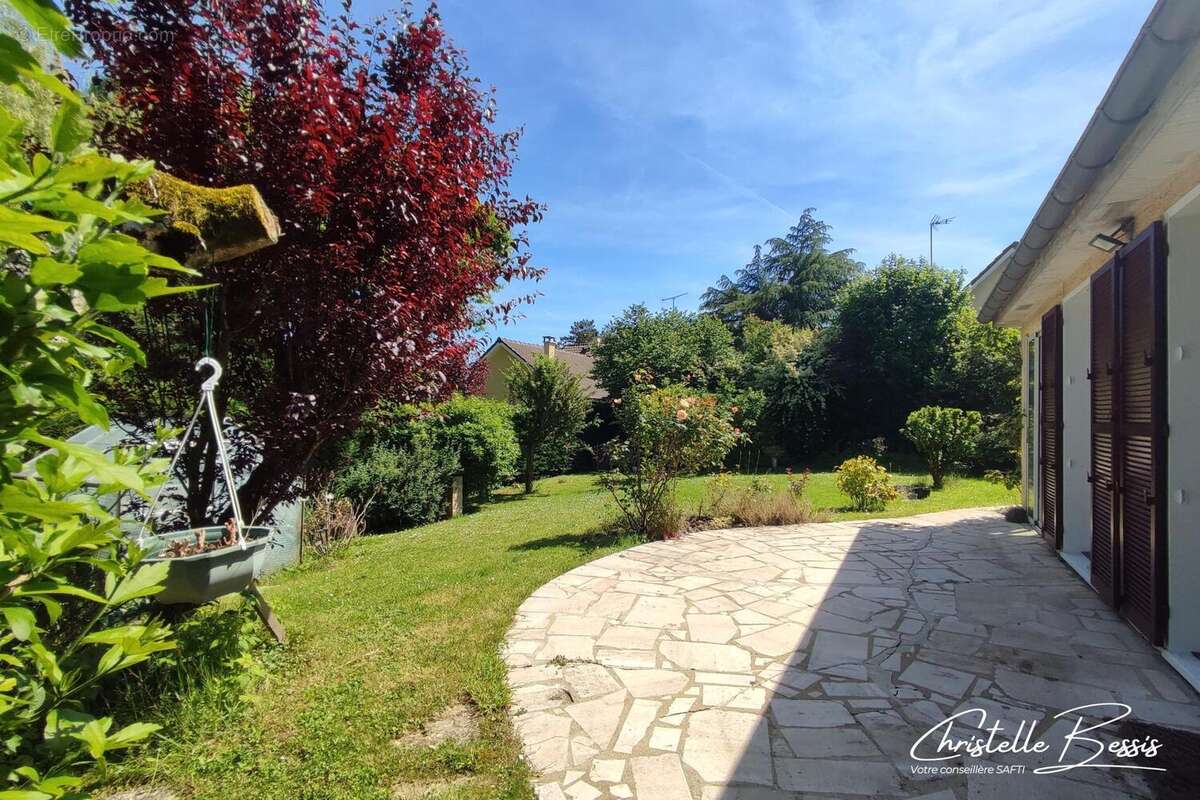 Photo 2 - Maison à VILLECRESNES
