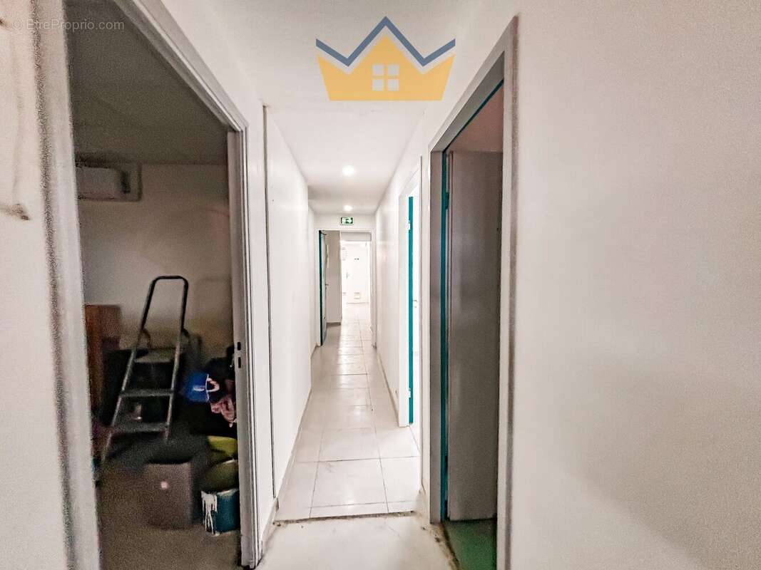 Commerce à FORT-DE-FRANCE