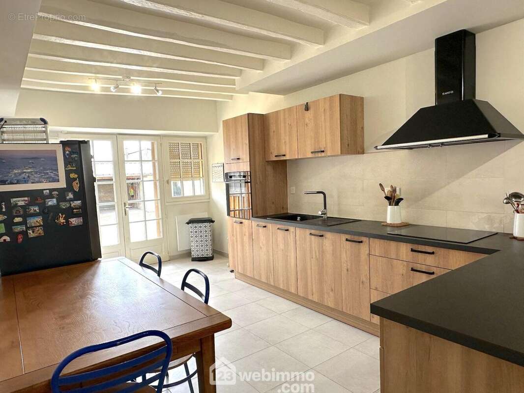 Maison 121 m² à Vernoil  - photo 3