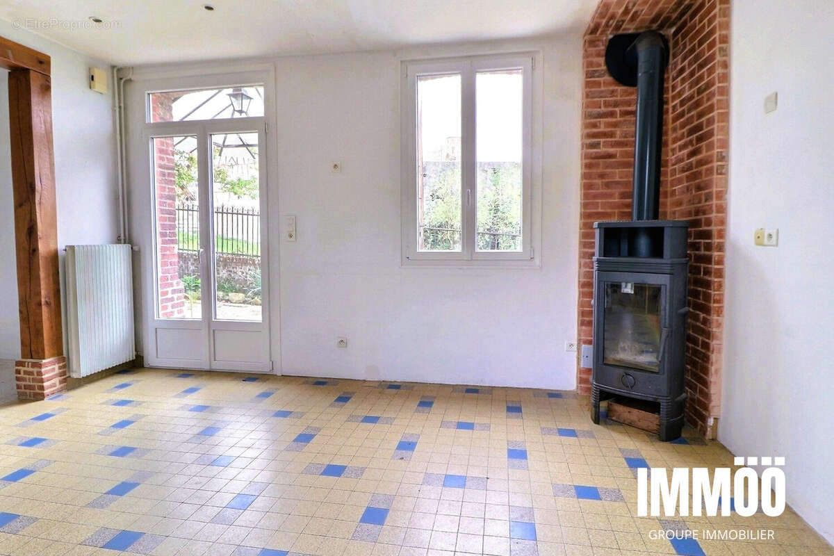Maison à JUMIEGES