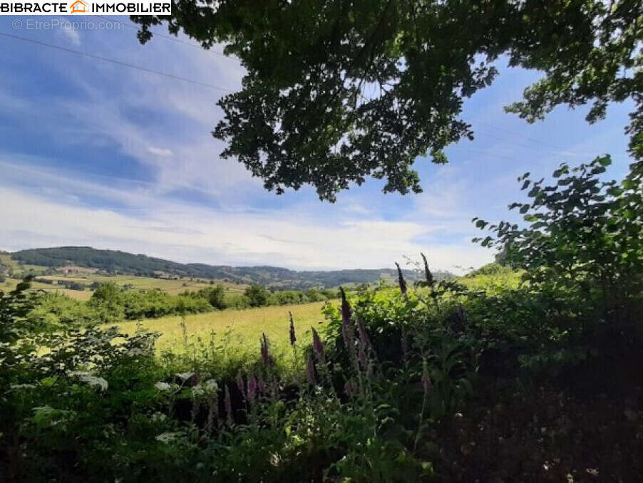 Maison à SAINT-SYMPHORIEN-DE-MARMAGNE