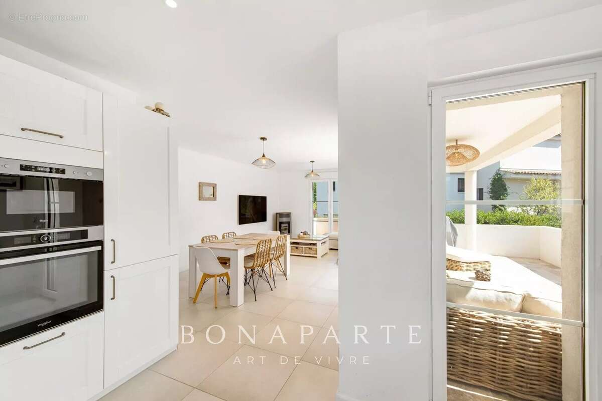 Saint-Raphaël - Villa provençale - Rénovée domaine Santa-Lucia - photo 8