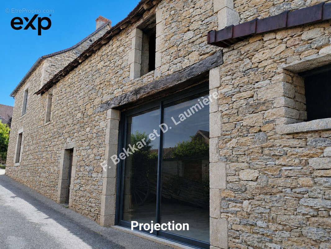 Maison à EXCIDEUIL