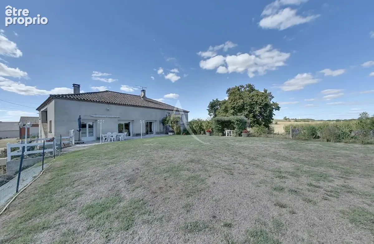 Photo Maison à Vazerac au prix de 224 900€