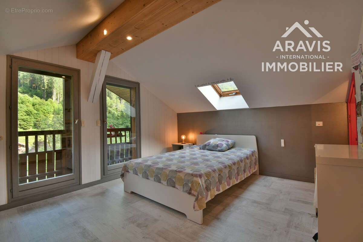 Maison 234 m² à Thones  - photo 18