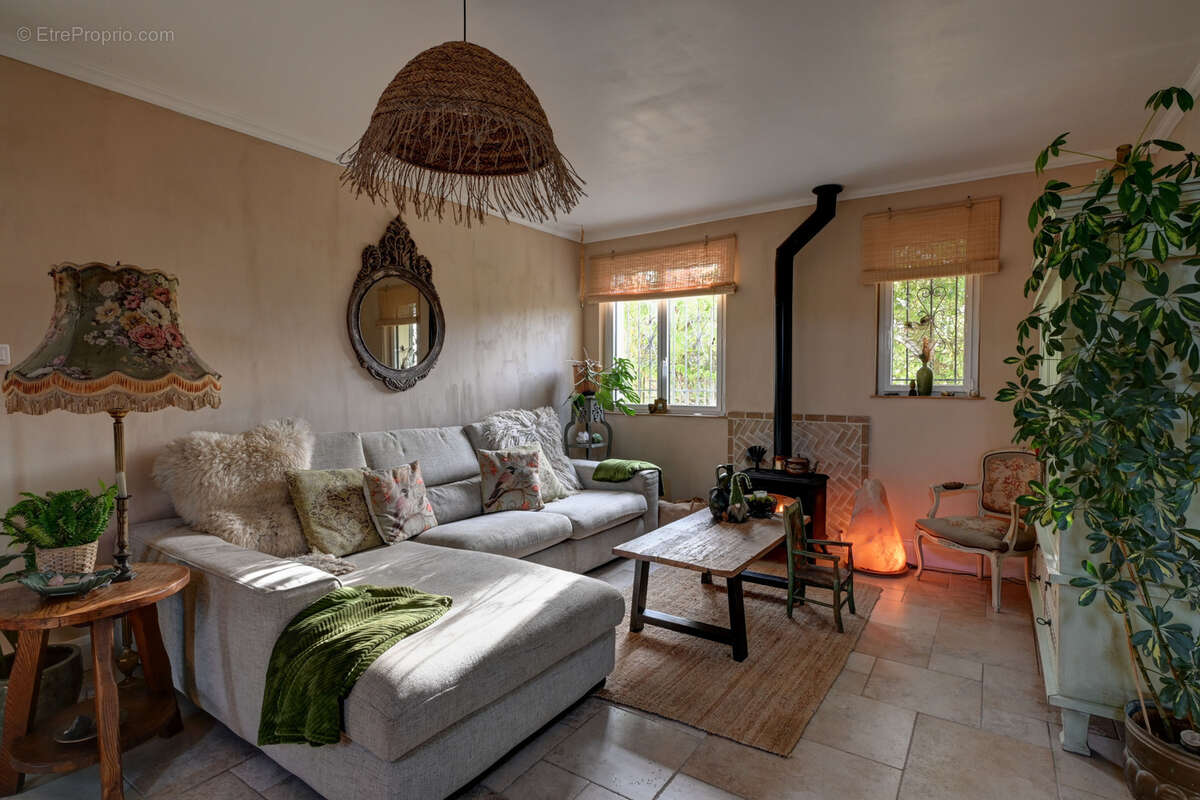 Maison de campagne avec piscine et grange et gîte - photo 6