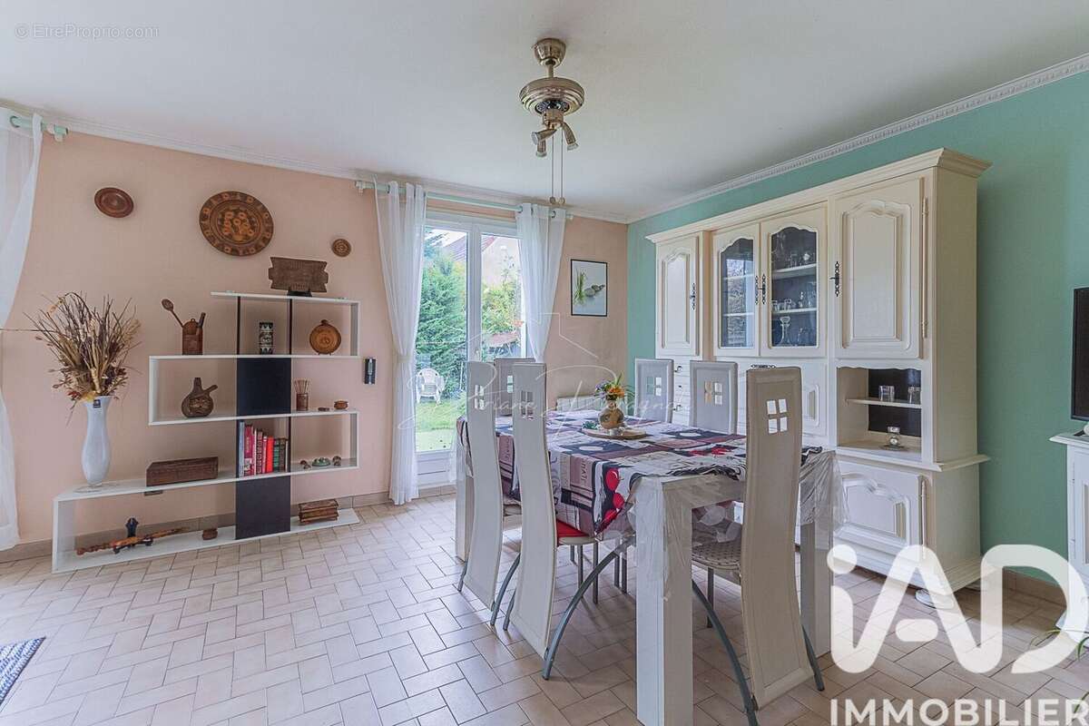 Photo 4 - Maison à VAUREAL