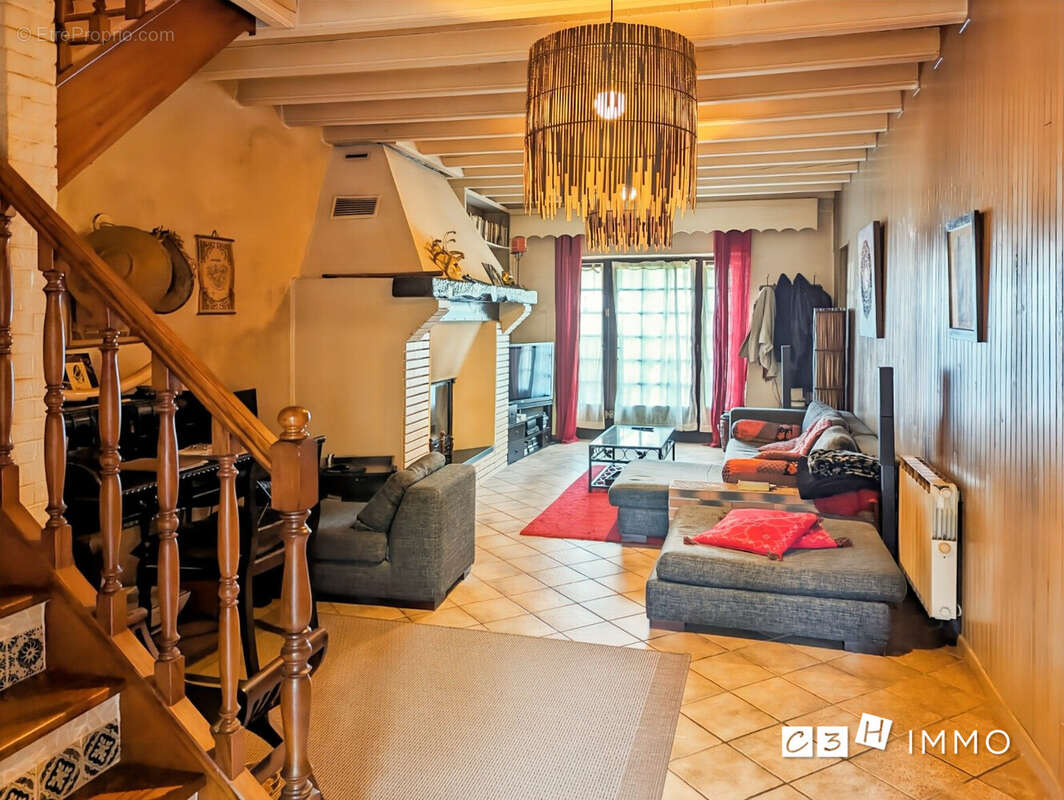 Maison à CINTEGABELLE