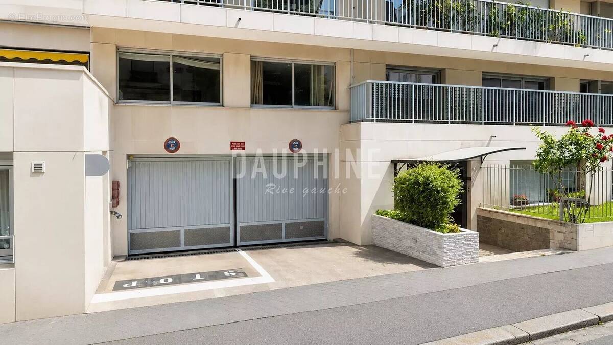 Appartement à PARIS-6E
