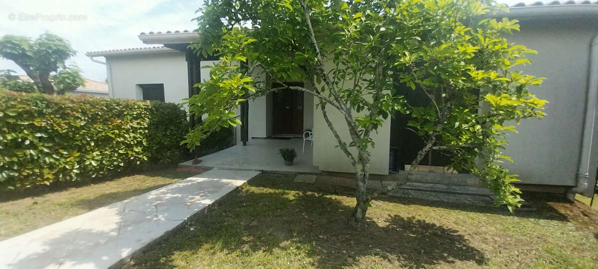 Maison à FOULAYRONNES