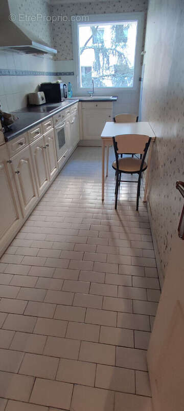 Appartement à LA CELLE-SAINT-CLOUD