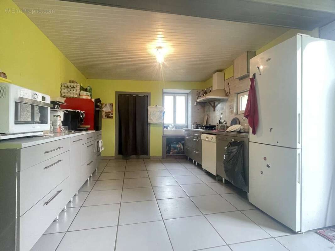 Maison 133 m² à Pressignac  - photo 2