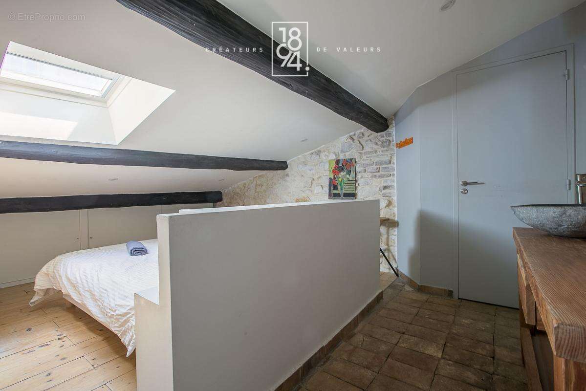 Appartement à MARSEILLE-7E