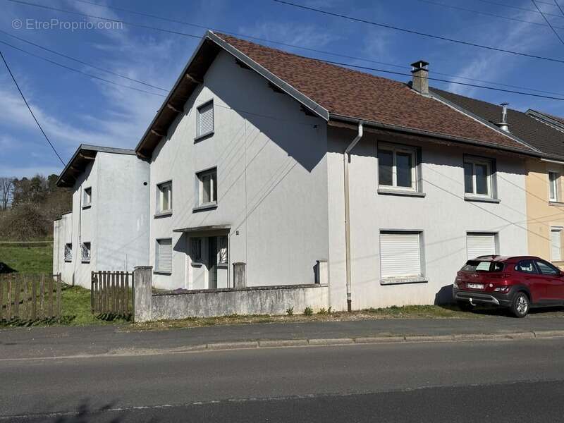 Maison à CIREY-SUR-VEZOUZE