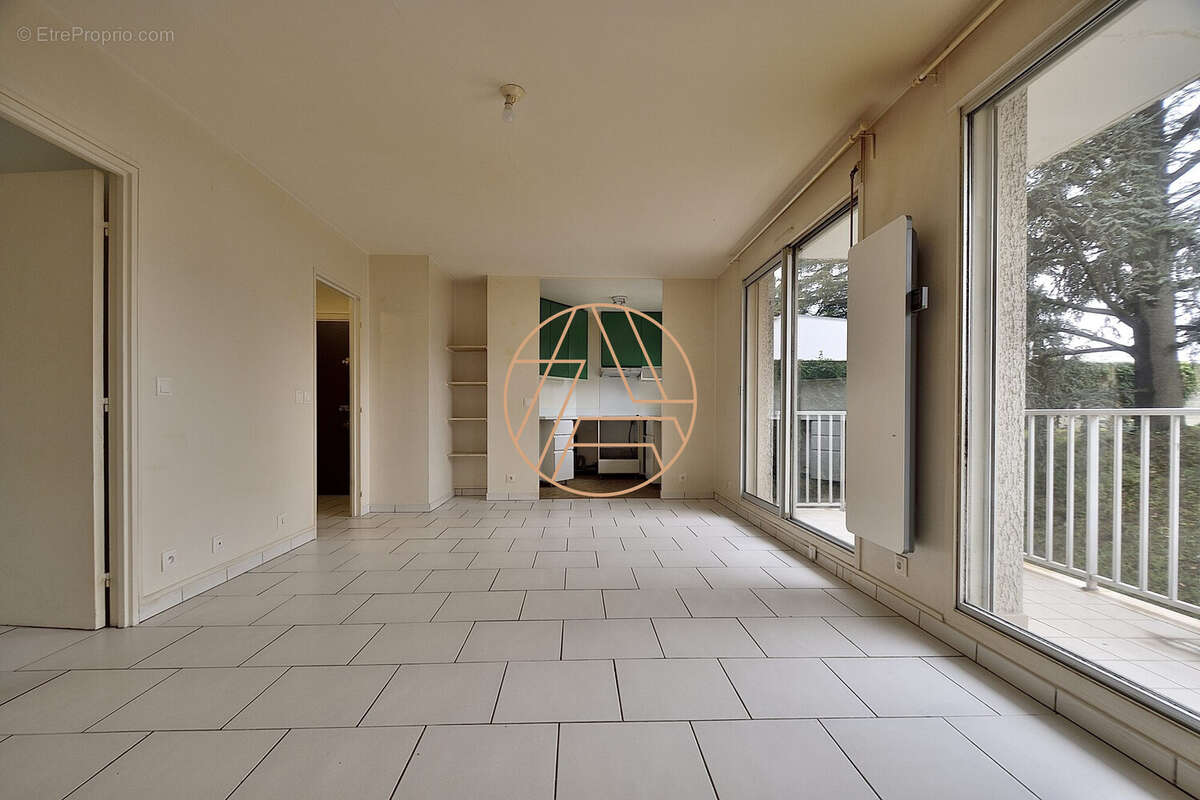 Appartement à SAINT-MAUR-DES-FOSSES