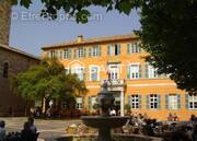 Photo 1 - Commerce à FREJUS