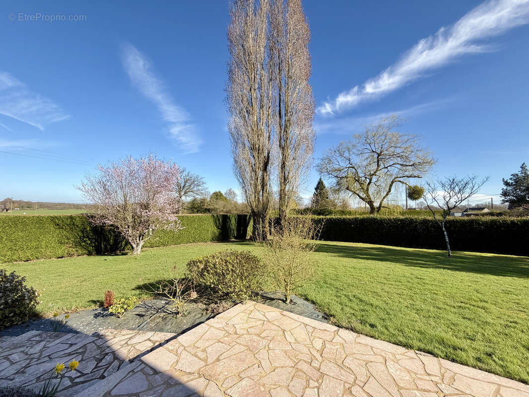 Maison à LONGNY-AU-PERCHE