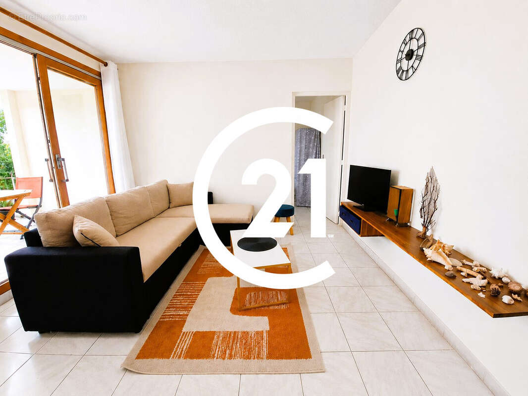 Appartement 48 m² à Le Lamentin  - photo 2